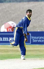 Muttiah Muralitharan became the second bowler after Shane Warne to take 700 wickets as Sri Lanka walloped Bangladesh by an innings and 193 runs on Saturday to sweep the series 3-0