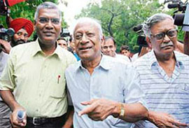 CPI leader D. Raja, general secretary A.B. Bardhan and Gurudas Dasgupta as they arrive for a meeting with external affairs minister Pranab Mukherjee in New Delhi on Monday.