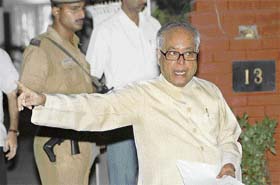 External affairs minister Pranab Mukherjee speaks after a Congress-Left meeting in New Delhi