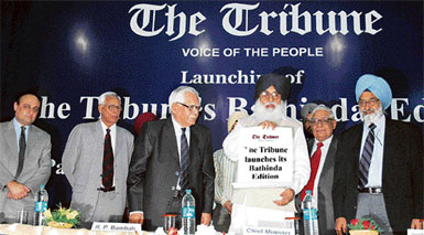 The Punjab Chief Minister, Mr Parkash Singh Badal, launches the Bathinda edition of The Tribune in the presence of (from right) Justice S.S. Sodhi, Mr H.K. Dua, Dr R.P. Bambah, Mr N.N. Vohra and Mr Sanjay Hazari at Bathinda on Sunday.