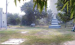 Jawahar Park in Kaithal, which was once a hot spot, lies in a state of neglect.
