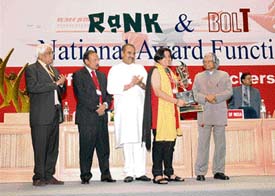 Aditi Sinha receives the national rank runners-up award of the Air India National Rank and Bolt Awards 2006-07 from the then President of India, Dr A.P.J. Abdul Kalam