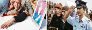 The mother (left) of Captain Sunil Chaudhary and (right) Lt. Col P. L. Chaudhary (father) and Flying Officer Ankur Chaudhary (brother) at his cremation in Kathua