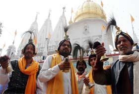 With Mahashivratri round the corner, jhanghms sing songs in the praise of Lord Shiva and Goddess Parvati