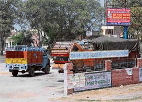 The Samalkha bus stand, which has not been used as a regular bus stand for the past four years, has turned into a parking lot for commercial vehicles