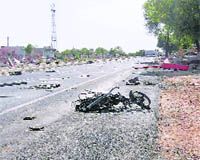 The Jaipur-Agra road remained closed to traffic for the sixth consecutive day on Wednesday.