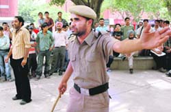 Artistes of Citi Entertainment network stage a Hindi play ‘Maut Kishton Pe’ depicting the ill effects of smoking in Sector 17, Chandigarh, on Saturday.