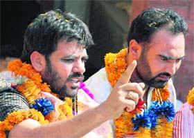 N.K. Sharma (left) and Kulwinder Sohi, who were elected president and vice-president of the Zirakpur municipal council, respectively