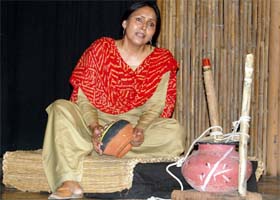 Neeta Mohindra in a scene from ‘Buhe Barian’, which was staged at Punjab Naatshala in Amritsar