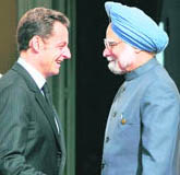 Its a deal: French President Nicolas Sarkozy welcomes Prime Minister Manmohan Singh at the EU-India summit in Marseilles.