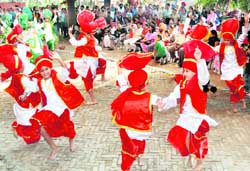 Students perform during the performing art exhibition at YPS, Mohali, on Wednesday.