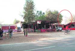 Two liquor shops located not more than 100 metres from Sanskrit University( in red circle ).