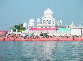 A view of the Rin Mochan Sarovar.