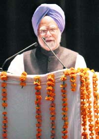 Prime Minister Manmohan Singh delivers the 29th Bhimsen Sachar Memorial Lecture in New Delhi