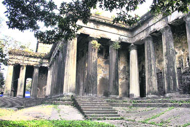 Kolkata’s Old Silver Mint, a landmark that has seen the city change dramatically over the past 184 years, is a crumbling symbol of the city’s rich heritage.