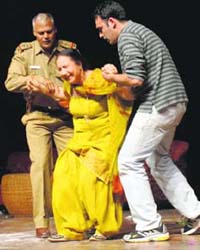 Meetha Zehar, a play by doctors of the National Integrated Medical Association at Tagore Theatre on Sunday, was an insider’s take on drug abuse