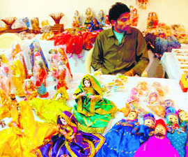 Rajasthali brings desert crafts to Punjab Kala Bhawan-16