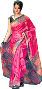 Raima Sen walks the ramp on Day 1 of KFW.
