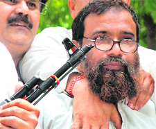 Suspected Lashkar-e-Toiba militant and Pakistani national Mohammed Omar Madni is produced before mediapersons in New Delhi on Friday.