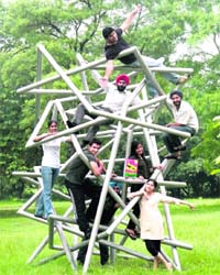 The Manchatantra gang gets entangled in the metal sculpture at Leisure Valley-10
