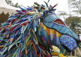 A lion sculpture made from used sandals is being displayed at the KWS headquarters in Nairobi. Life-size lion sculptures are distributed in the city to provide a free public art display and encourage citizens and visitors in Nairobi to support the protection of the dwindling numbers of Kenya’s endangered lions.