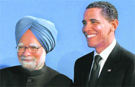 Prime Minister Manmohan Singh and US President Barack Obama during a reception hosted by the latter at Phipps Conservatory and Botanical Garden in Pittsburgh.