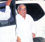 Bhupinder Singh Hooda on his way to the CLP meeting at the Haryana Vidhan Sabha