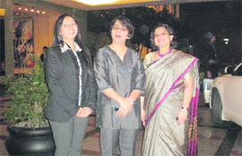 Invitees enjoyed an evening of wine and hors d'oeuvres, at hotel Taj on Saturday.
