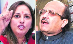 VENTING IRE: Jaya Prada and Amar Singh in New Delhi