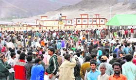 People throng the Leh Airport