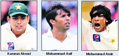 Kamran Akmal, Mohammad Asif, Mohammed Amir