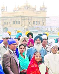 President Pratibha Patil, Punjab Chief Minister Parkash Singh Badal and Bathinda MP Harsimrat Kaur Badal at the Golden Temple in Amritsar