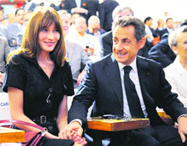 Nicolas Sarkozy with wife Carla Bruni-Sarkozy at the ISRO in Bangalore on Saturday.