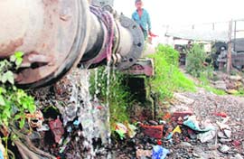 Wastage of water goes unchecked near Sohi Banquet Hall in Zirakpur.
