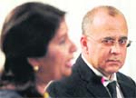 Indian Foreign Secretary Nirupama Rao with her Pakistani counterpart Salman Bashir.