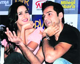 All smiles: Katrina Kaif & Abhay Deol