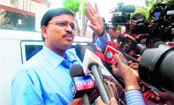 CBI Joint Director VV Lakshmi Narayana briefs the media after a raid at YS Jagan Mohan Reddys residence in Hyderabad on Thursday.