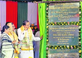 Home Minister P Chidambaram, along with his Bangladesh counterpart Sahara Khatun and West Bengal Chief Minister Mamata Banerjee, lays the foundation stone of the integrated checkpost at Petrapole on Saturday