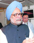 Prime Minister Manmohan Singh addresses his onboard Press conference
