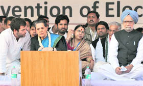 PM Manmohan Singh, UPA chairperson Sonia Gandhi and AICC general secretary Rahul Gandhi at a Youth Congress convention in New Delhi on Tuesday. 