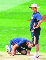 Sachin Tendulkar and Zaheer Khan at the Melbourne Cricket Ground on Sunday
