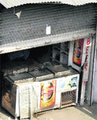 A liquor vend in Patiala. 
