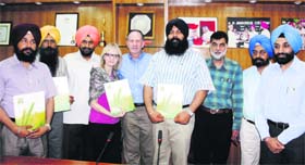 Members of delegation from Agricultural Leadership Foundation (ALF), California, USA, at Punjab Agricultural University in Ludhiana on Thursday