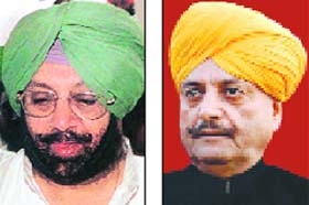 AT LOGGERHEADS? Capt Amarinder Singh (L) & Gulchain Singh Charak