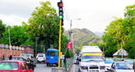 Newly installed lights at five crossings in Srinagar promise to slam brakes on traffic chaos.