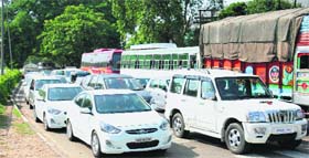 Motorists stuck in a traffic jam as presidential candidate Pranab Mukherjee’s cavalcade moves during his visit to Chandigarh on Sunday
