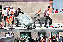  Protesters vandalise US embassy in Sanaa on Thursday.
