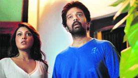 Madhu Shalini & JD Chakravarthy in Bhoot Returns