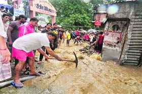 A massive landslide changed the course of a swollen stream, resulting in flooding of the Mandi Zonal Hospital