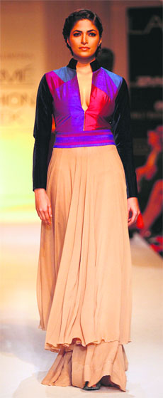 A model showcases a Manish Malhotra creation at Lakme Fashion Week.